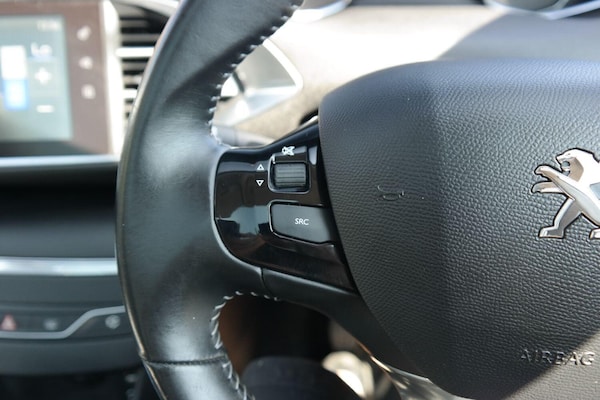 Used Peugeot 308 2013 for sale - 75529893: Photo 21