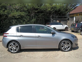 Used Peugeot 308 2013 for sale - 75529893: Photo