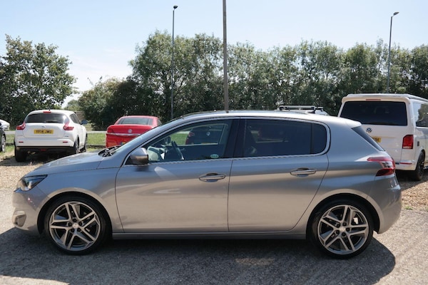 Used Peugeot 308 2013 for sale - 75529893: Photo 6