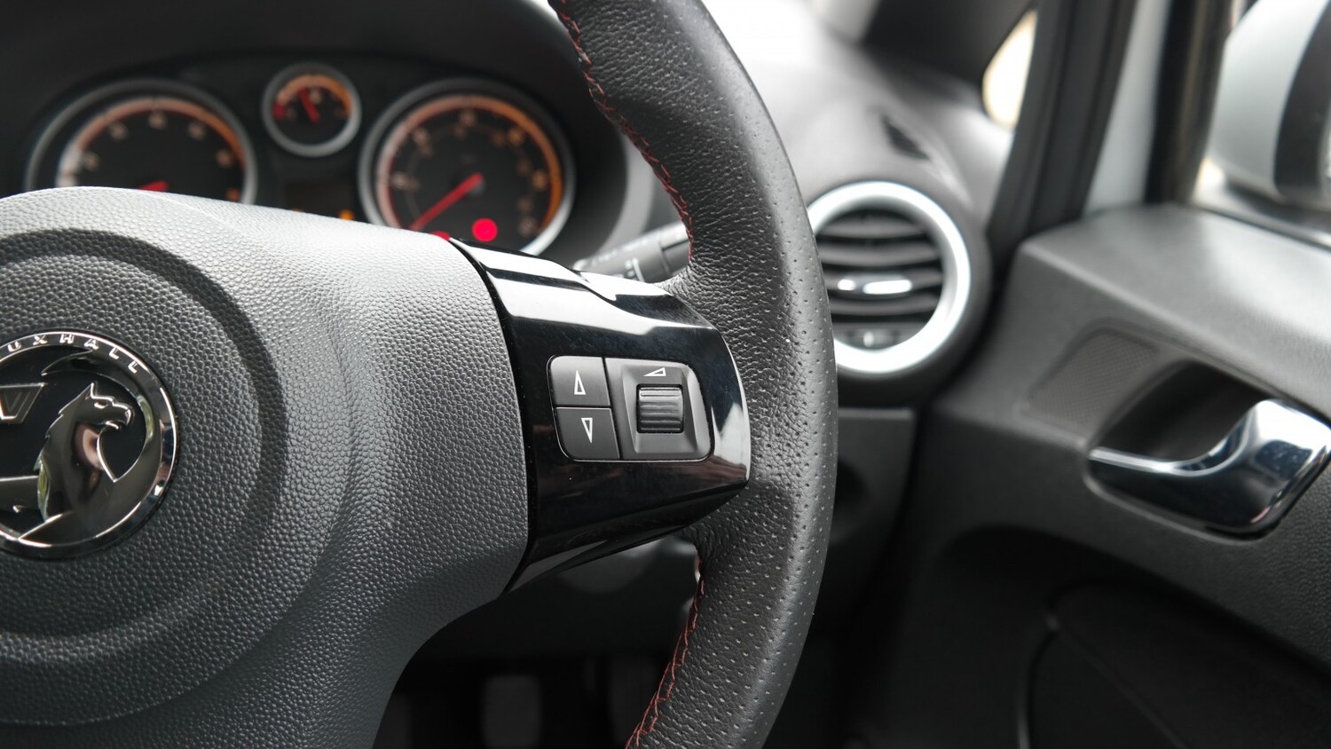 Used Vauxhall Corsa 2013 for sale - 77851220: Photo 17