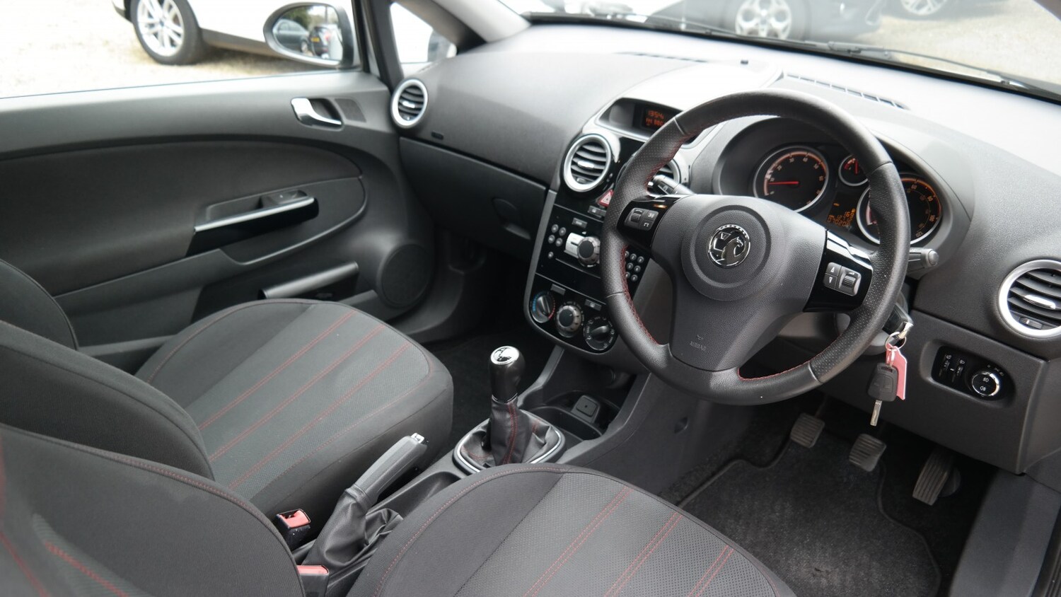 Used Vauxhall Corsa 2013 for sale - 77851220: Photo 8