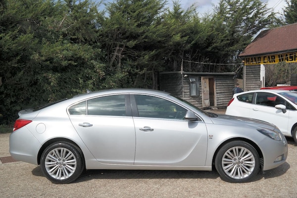 Used Vauxhall Insignia 2012 for sale - 75754817: Photo 2