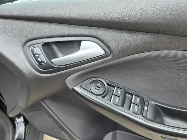 Used Ford Focus 2015 for sale - 76210143: Photo 21