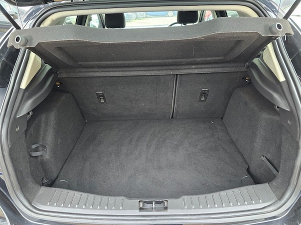 Used Ford Focus 2015 for sale - 76210143: Photo 24