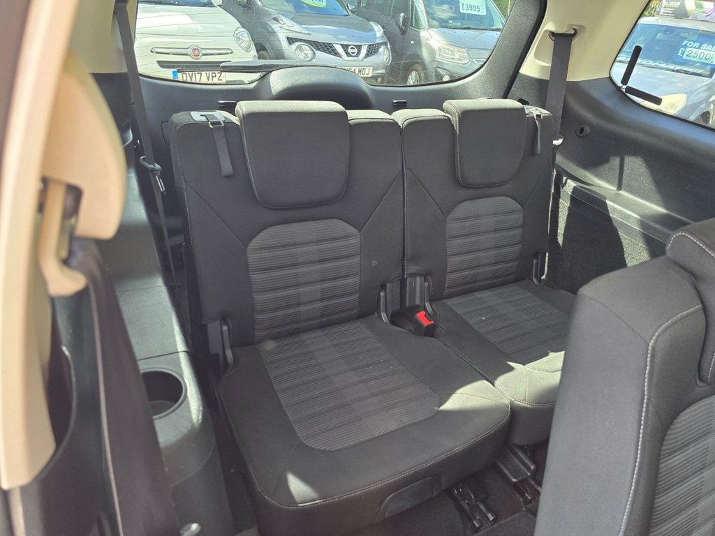 Used Ford Galaxy 2017 for sale - 76139527: Photo 21