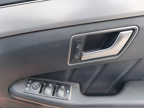 Used Mercedes-Benz E-Class 2015 for sale - 76178554: Photo 15