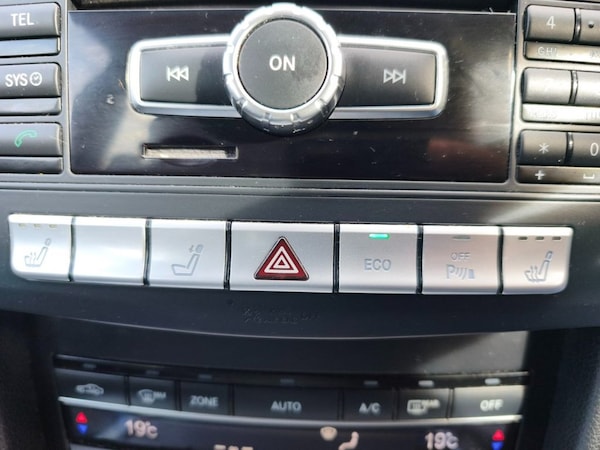 Used Mercedes-Benz E-Class 2015 for sale - 76178554: Photo 25