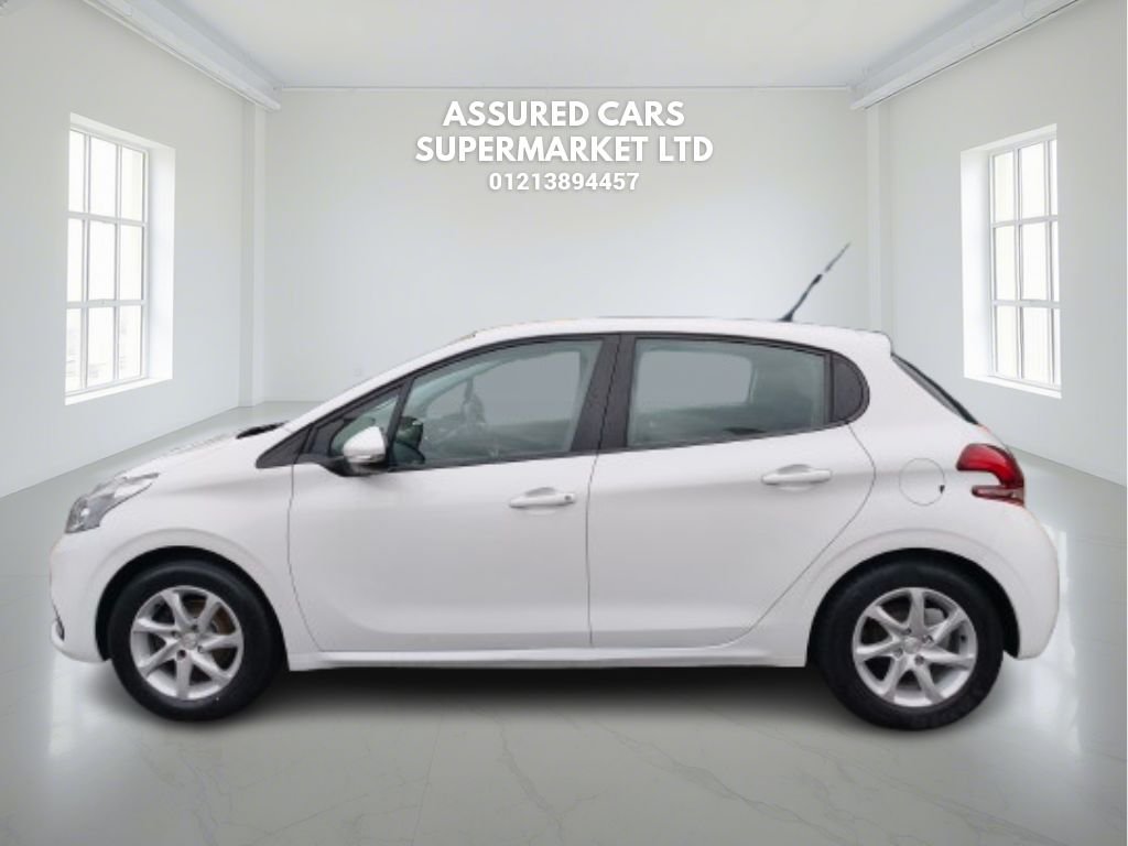 Used Peugeot 208 2017 for sale - 76558653: Photo 10