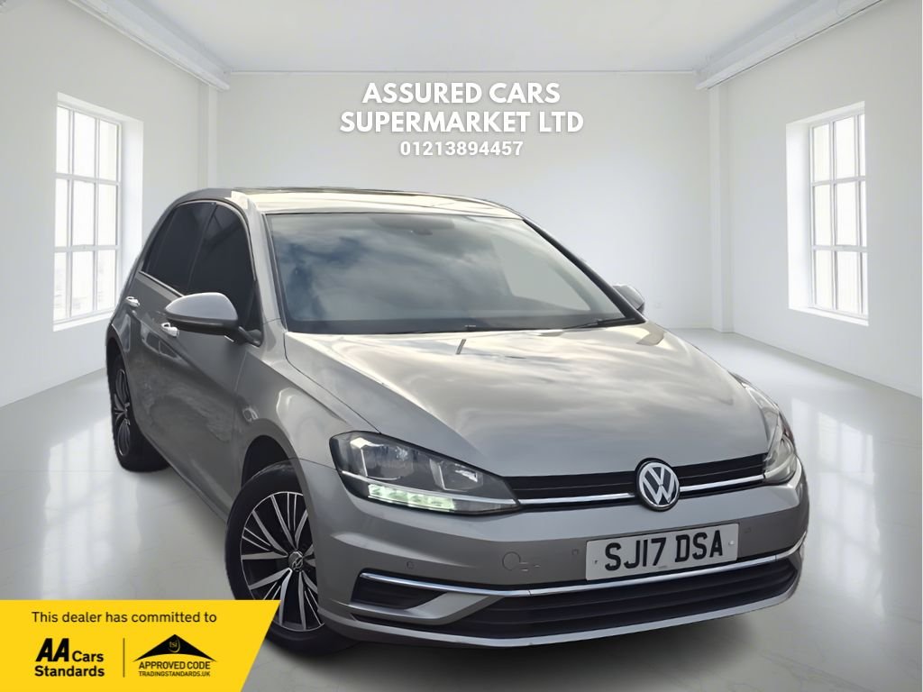 Used Volkswagen Golf 2017 for sale - 76631909: Photo 1