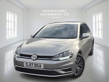 Used Volkswagen Golf 2017 for sale - 76631909: Photo