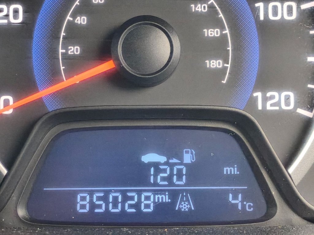 Used Hyundai i10 2016 for sale - 76710837: Photo 27