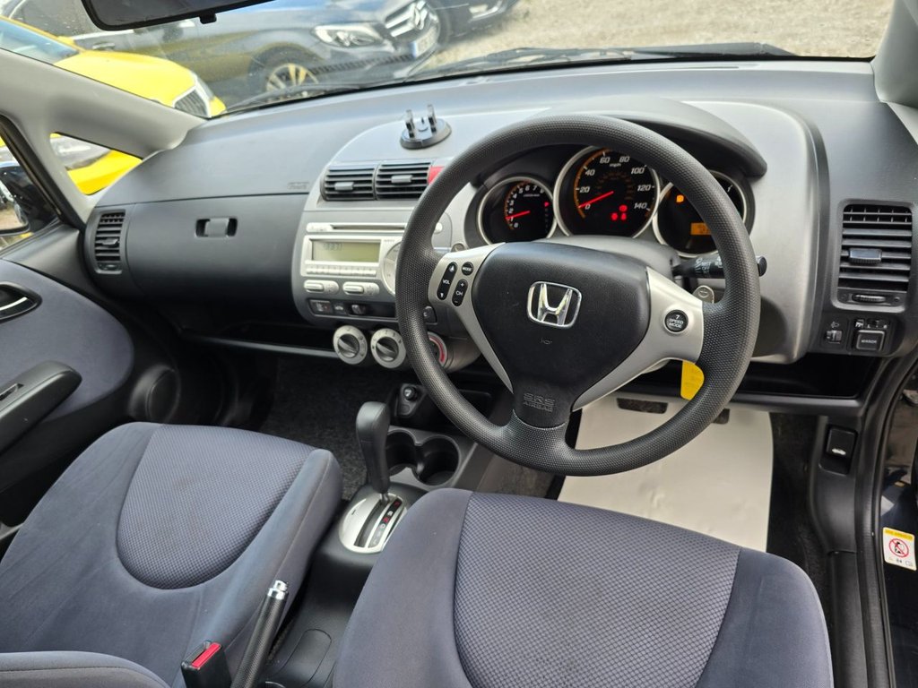 Used Honda Jazz 2005 for sale - 76139525: Photo 14