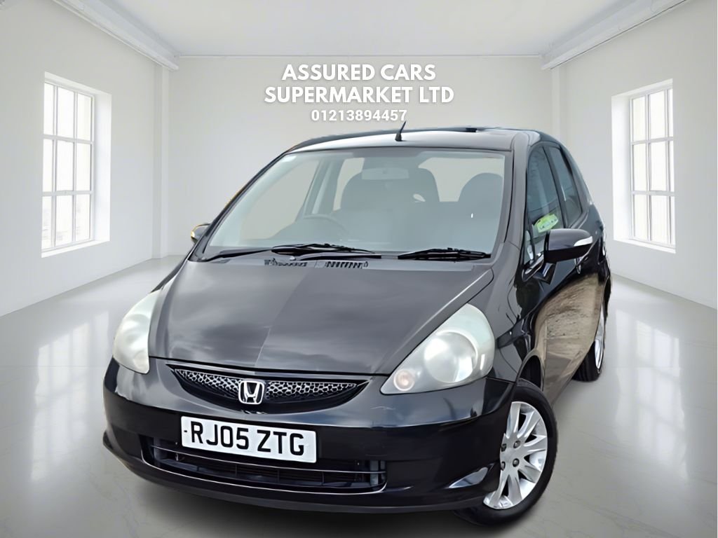 Used Honda Jazz 2005 for sale - 76139525: Photo 2