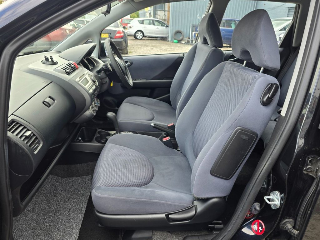 Used Honda Jazz 2005 for sale - 76139525: Photo 22