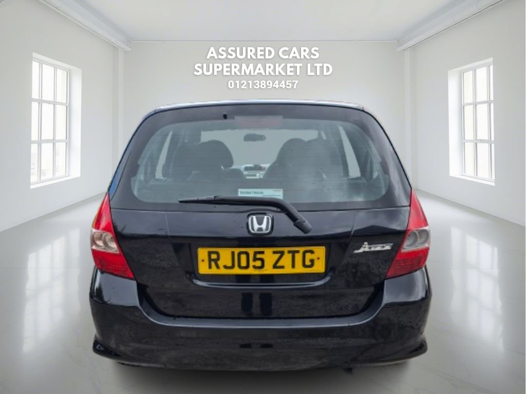 Used Honda Jazz 2005 for sale - 76139525: Photo 9
