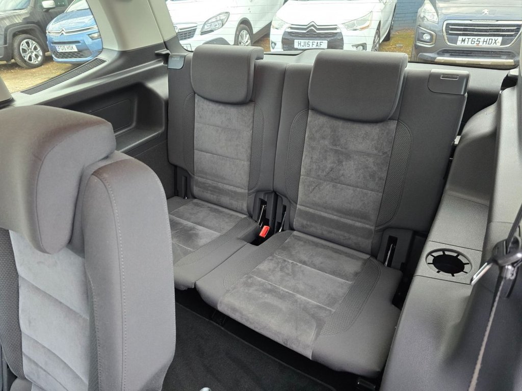 Used Volkswagen Touran 2014 for sale - 76841602: Photo 24