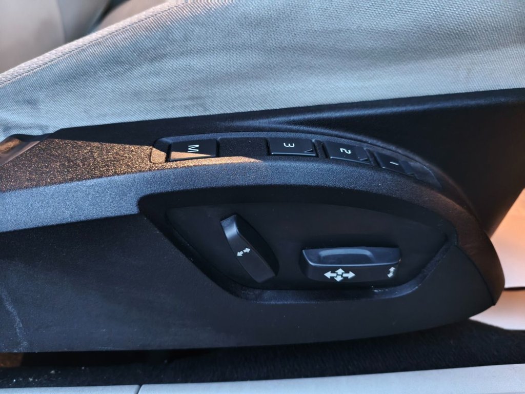 Used Volvo V40 2014 for sale - 76768442: Photo 13