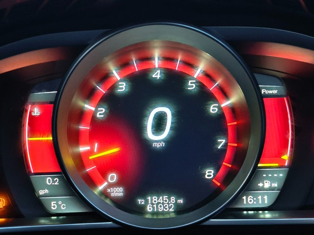 Used Volvo V40 2014 for sale - 76768442: Photo 23