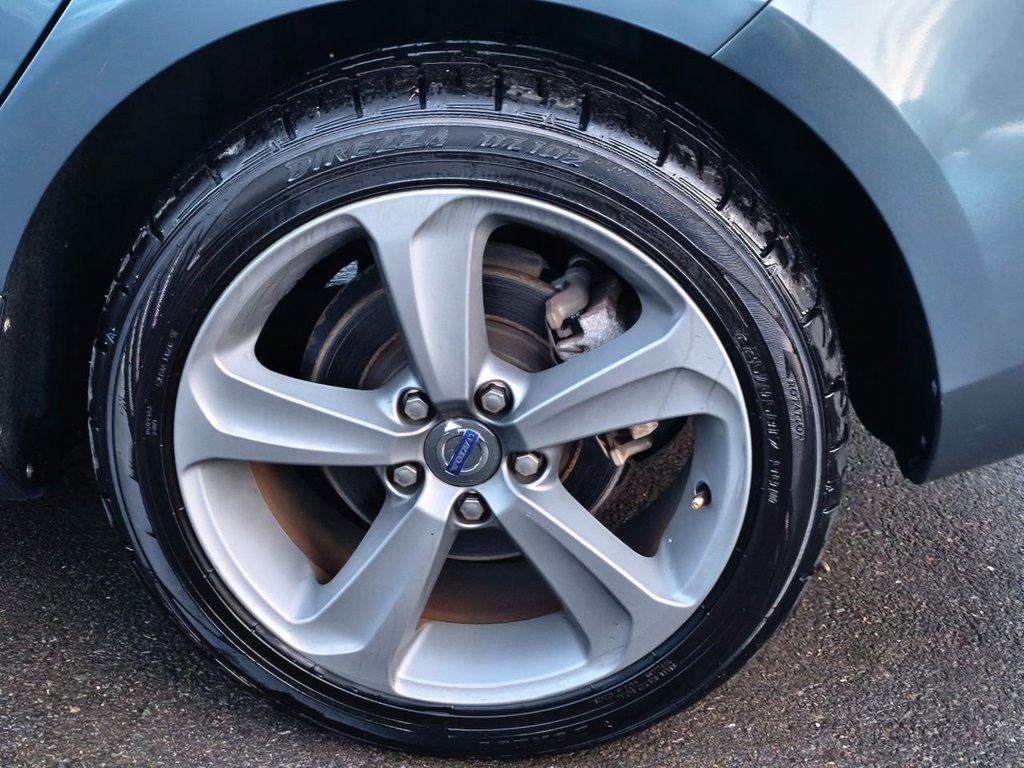 Used Volvo V40 2014 for sale - 76768442: Photo 24