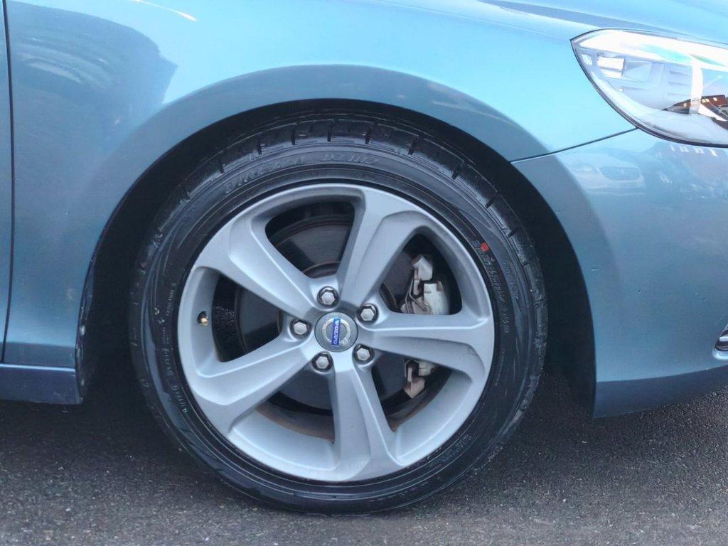 Used Volvo V40 2014 for sale - 76768442: Photo 25