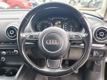 Used Audi A3 2015 for sale - 78543513: Photo