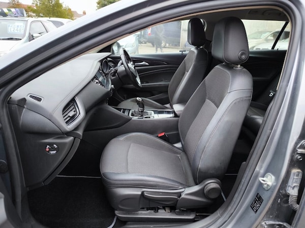 Used Vauxhall Insignia 2018 for sale - 76139443: Photo 10