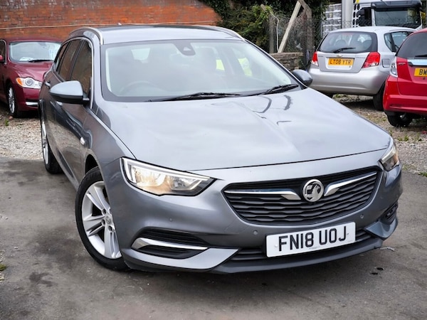 Used Vauxhall Insignia 2018 for sale - 76139443: Photo 2