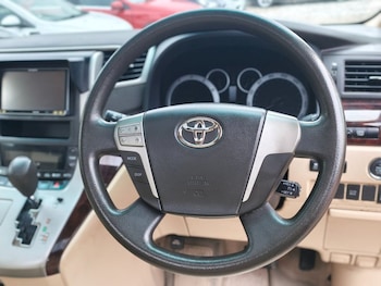 Used Toyota Vellfire 2025 for sale - 78544000: Photo