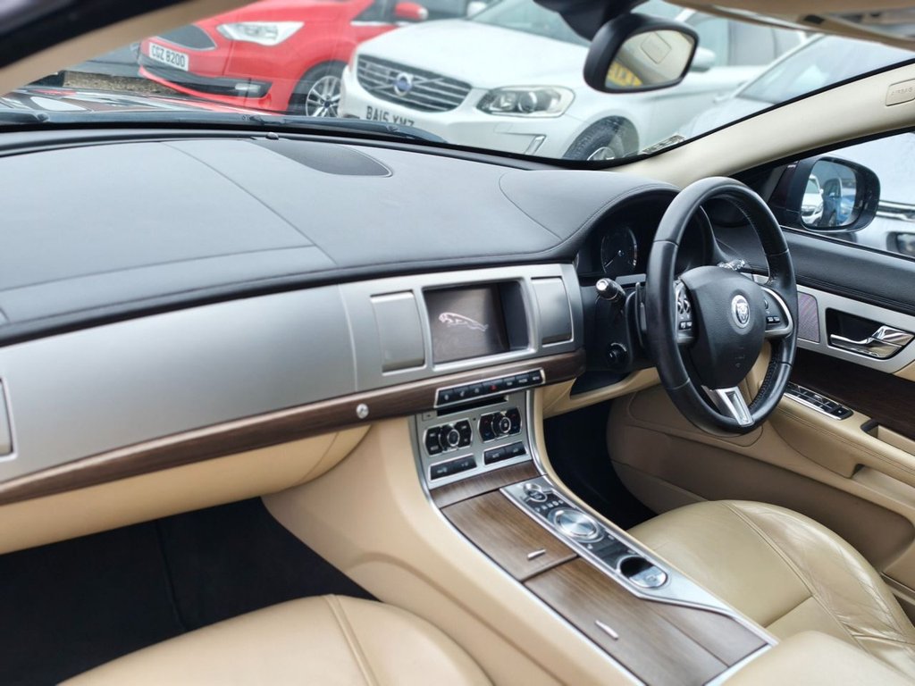 Used Jaguar XF 2012 for sale - 77226750: Photo 10