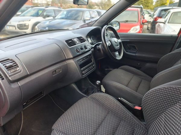 Used Skoda Fabia 2011 for sale - 76178557: Photo 18
