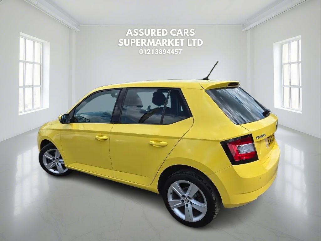 Used Skoda Fabia 2015 for sale - 76139479: Photo 5