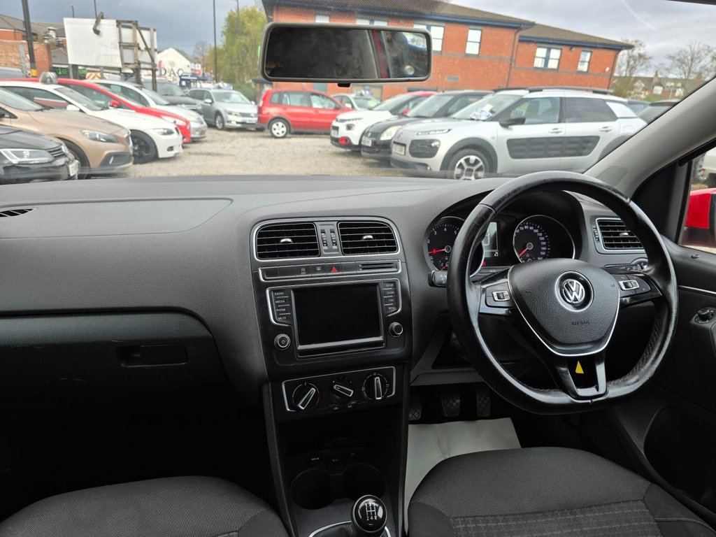 Used Volkswagen Polo 2015 for sale - 76367363: Photo 11