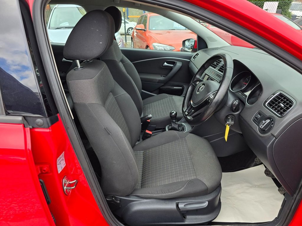 Used Volkswagen Polo 2015 for sale - 76367363: Photo 7