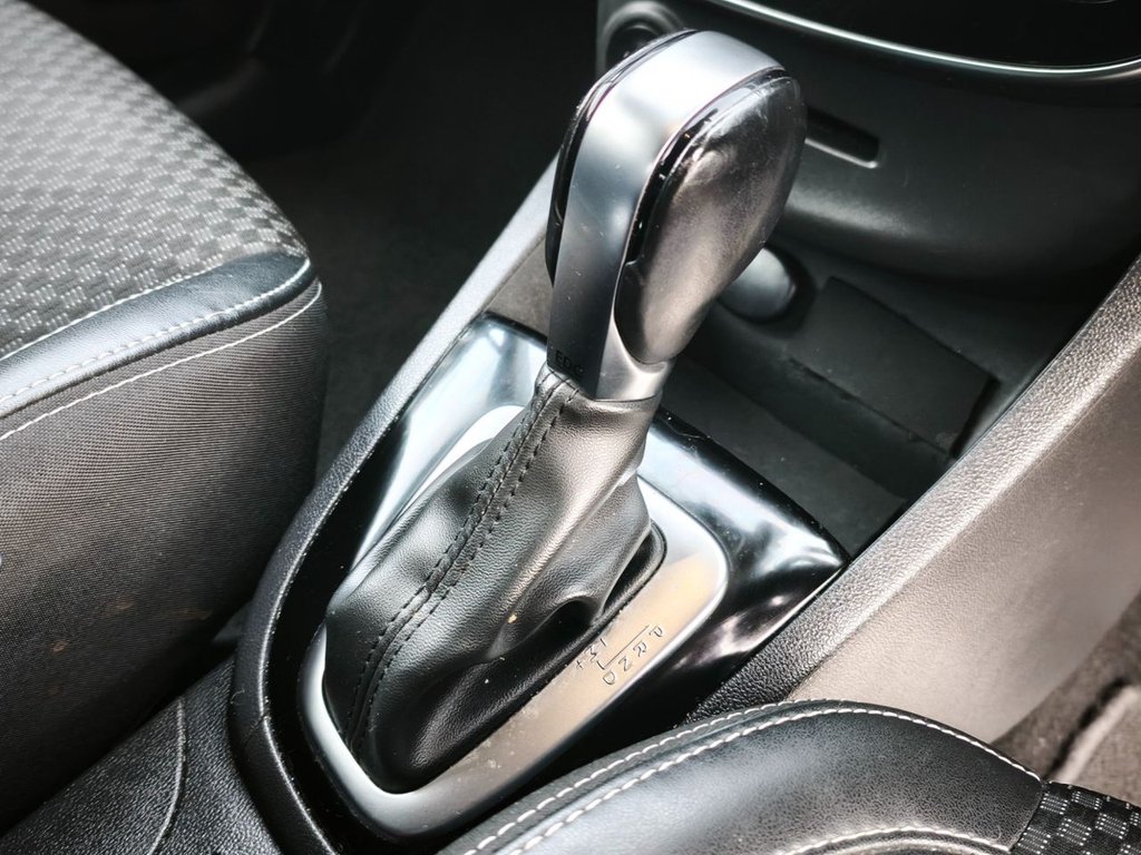 Used Renault Clio 2017 for sale - 76527105: Photo 22