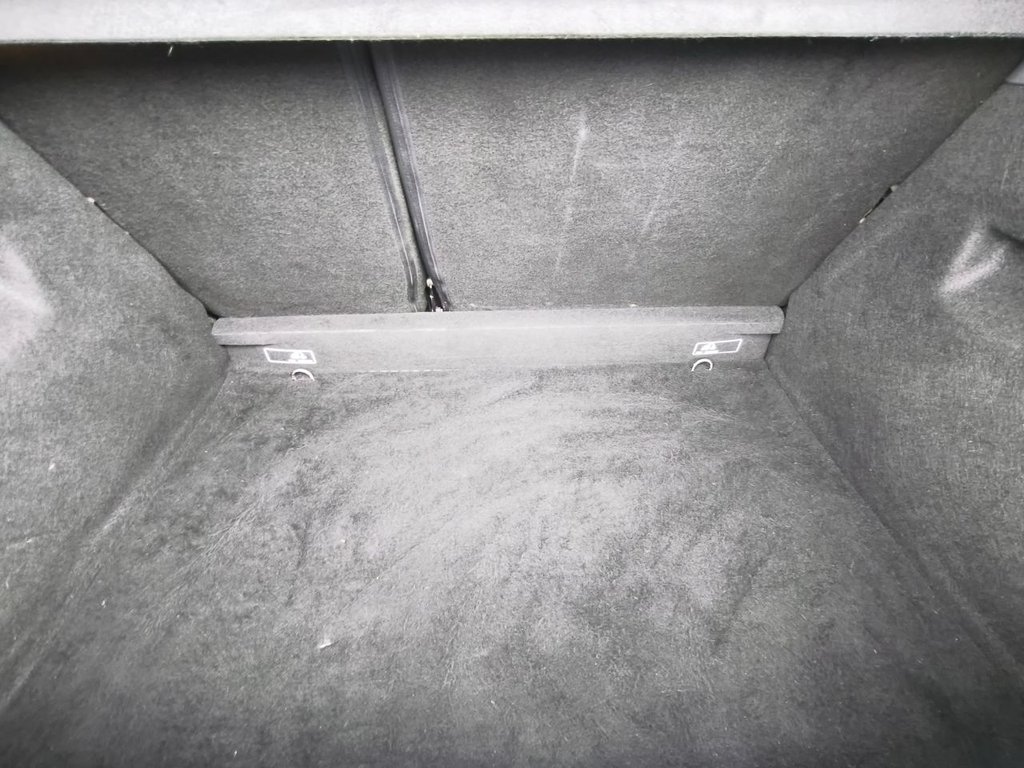 Used Renault Clio 2017 for sale - 76527105: Photo 24