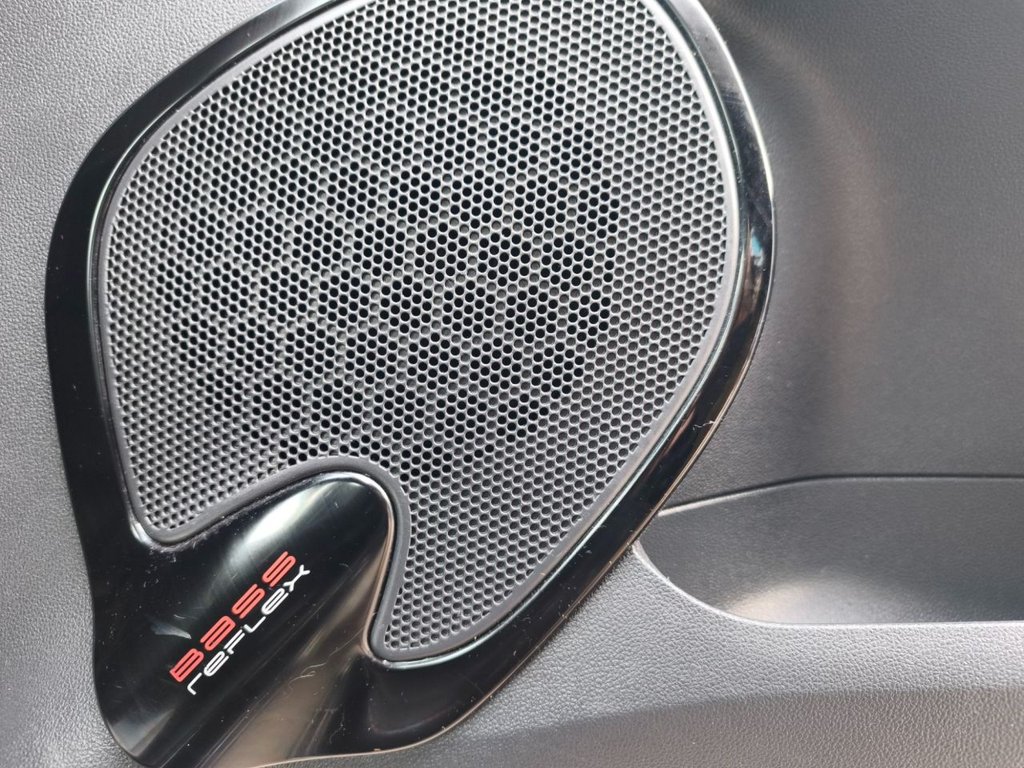 Used Renault Clio 2017 for sale - 76527105: Photo 26