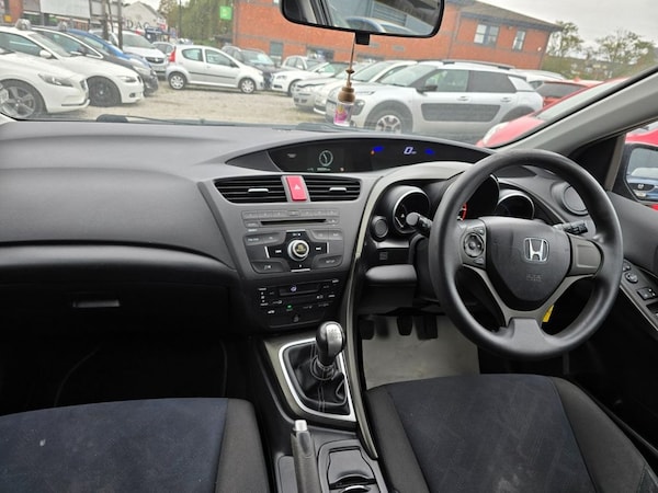 Used Honda Civic 2012 for sale - 76139526: Photo 16