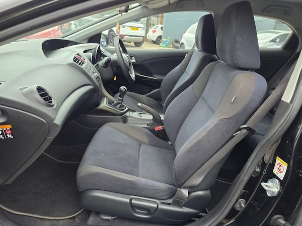 Used Honda Civic 2012 for sale - 76139526: Photo 17