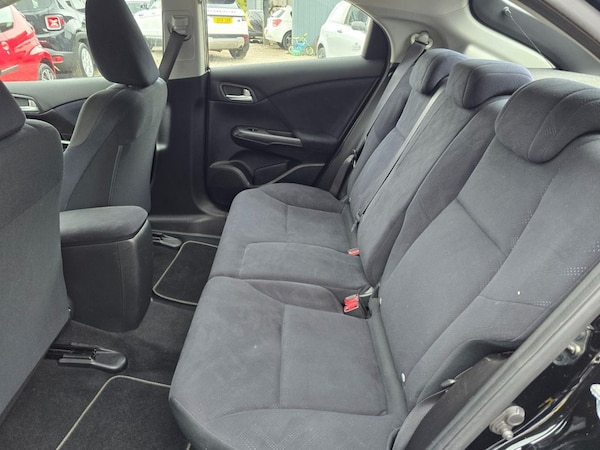 Used Honda Civic 2012 for sale - 76139526: Photo 20
