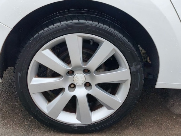 Used Peugeot 5008 2016 for sale - 76250179: Photo 20
