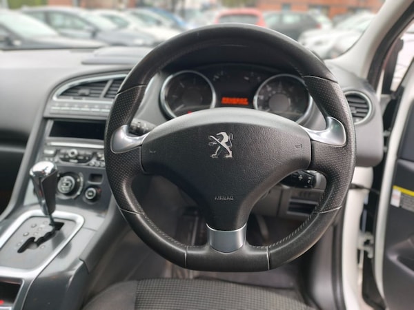 Used Peugeot 5008 2016 for sale - 76250179: Photo 3