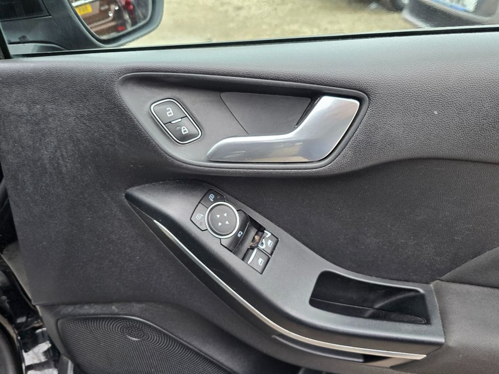 Used Ford Fiesta 2018 for sale - 77065070: Photo 21