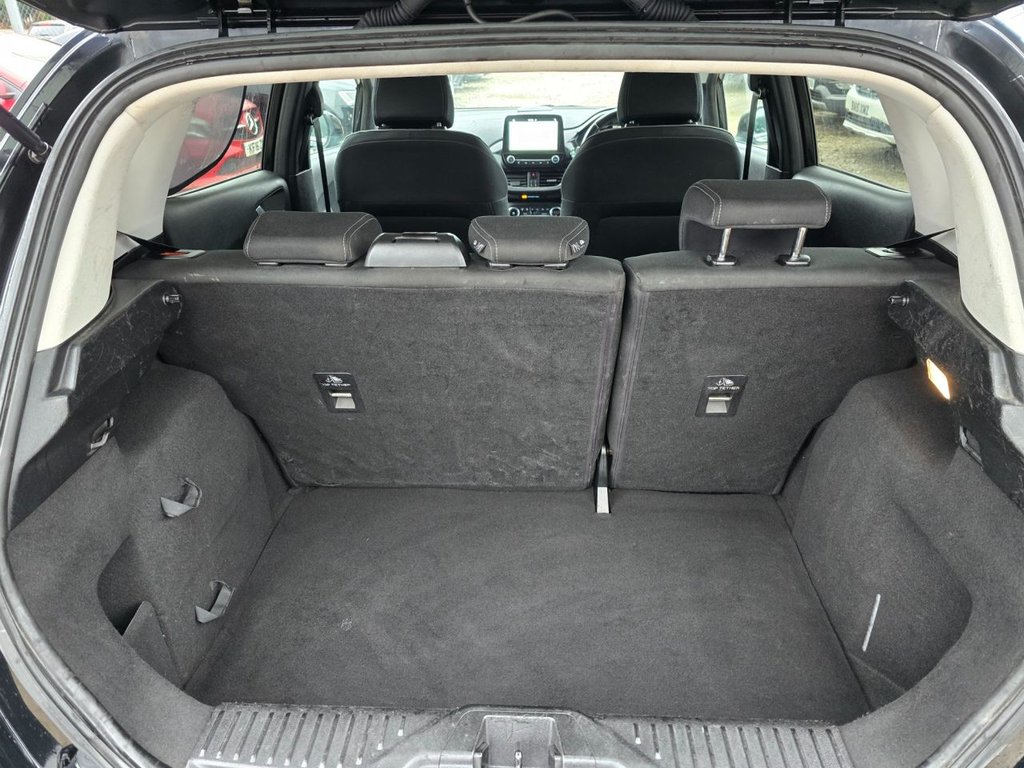 Used Ford Fiesta 2018 for sale - 77065070: Photo 24