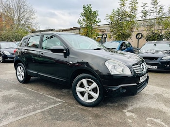 Nissan - Qashqai