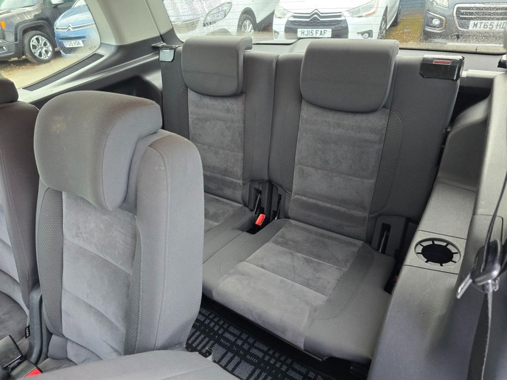 Used Volkswagen Touran 2014 for sale - 76841598: Photo 24