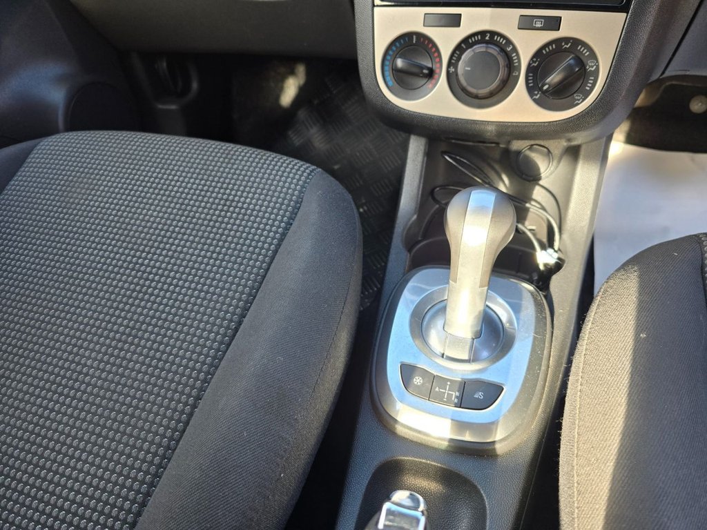 Used Vauxhall Corsa 2006 for sale - 76367710: Photo 19