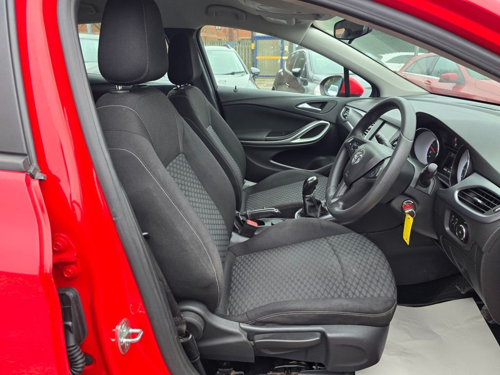 Used Vauxhall Astra 2017 for sale - 77065222: Photo 11