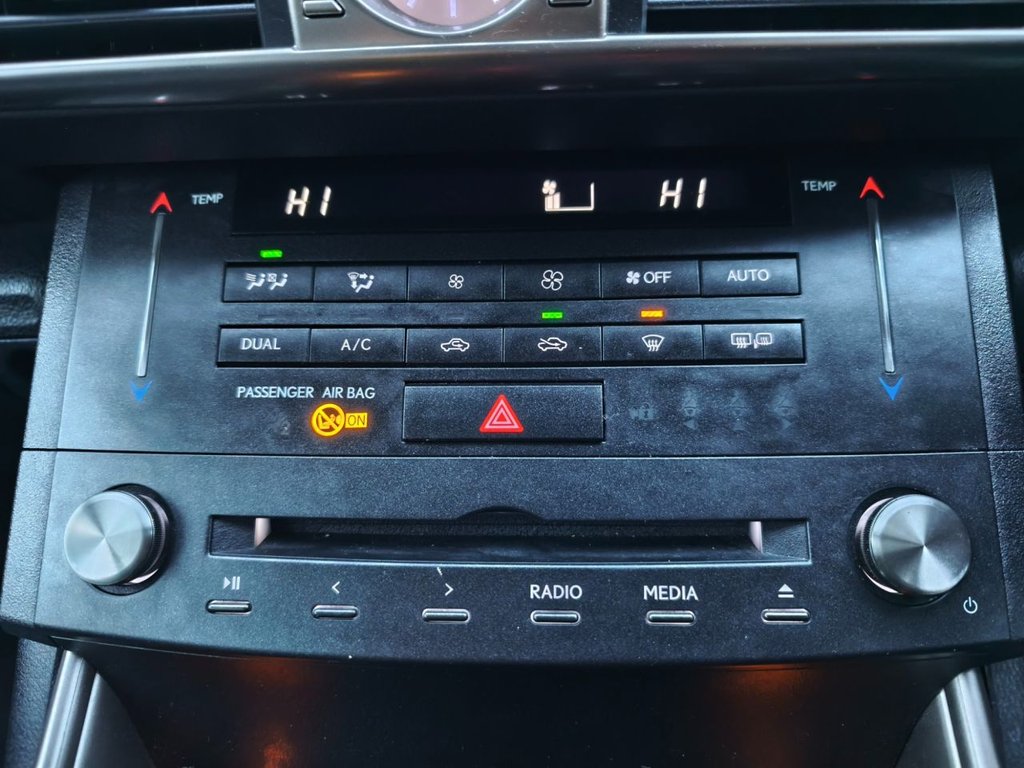 Used Lexus IS 2015 for sale - 76914773: Photo 22