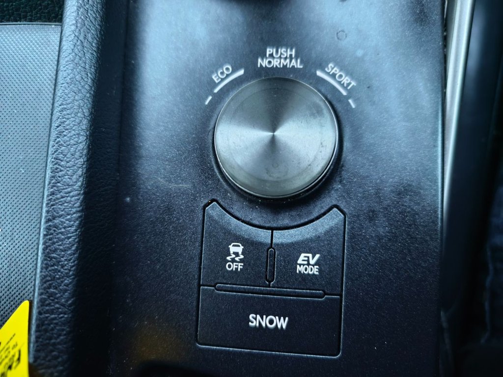 Used Lexus IS 2015 for sale - 76914773: Photo 23