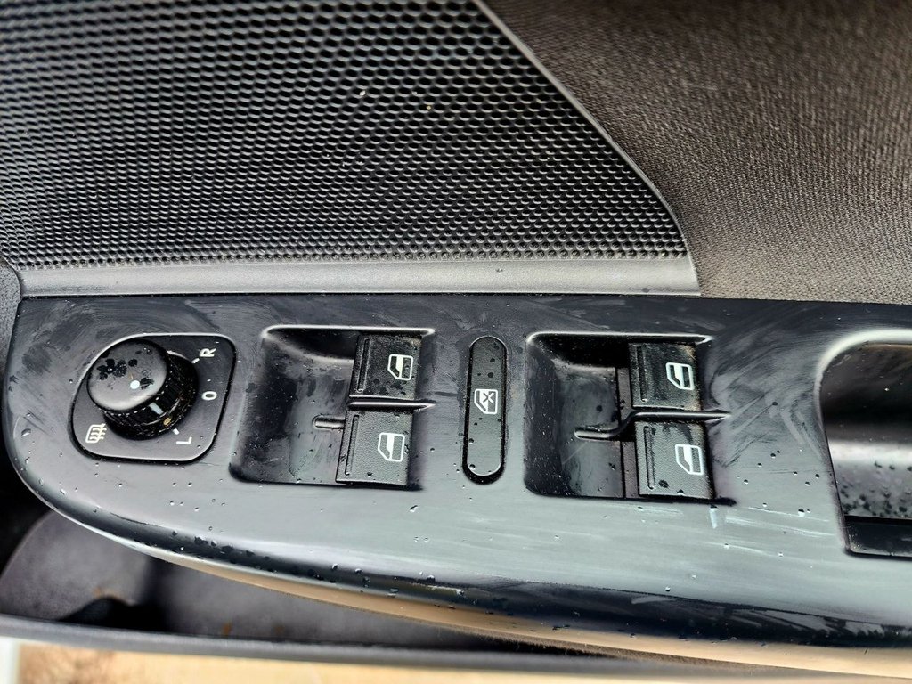 Used Volkswagen Golf 2013 for sale - 76139489: Photo 19